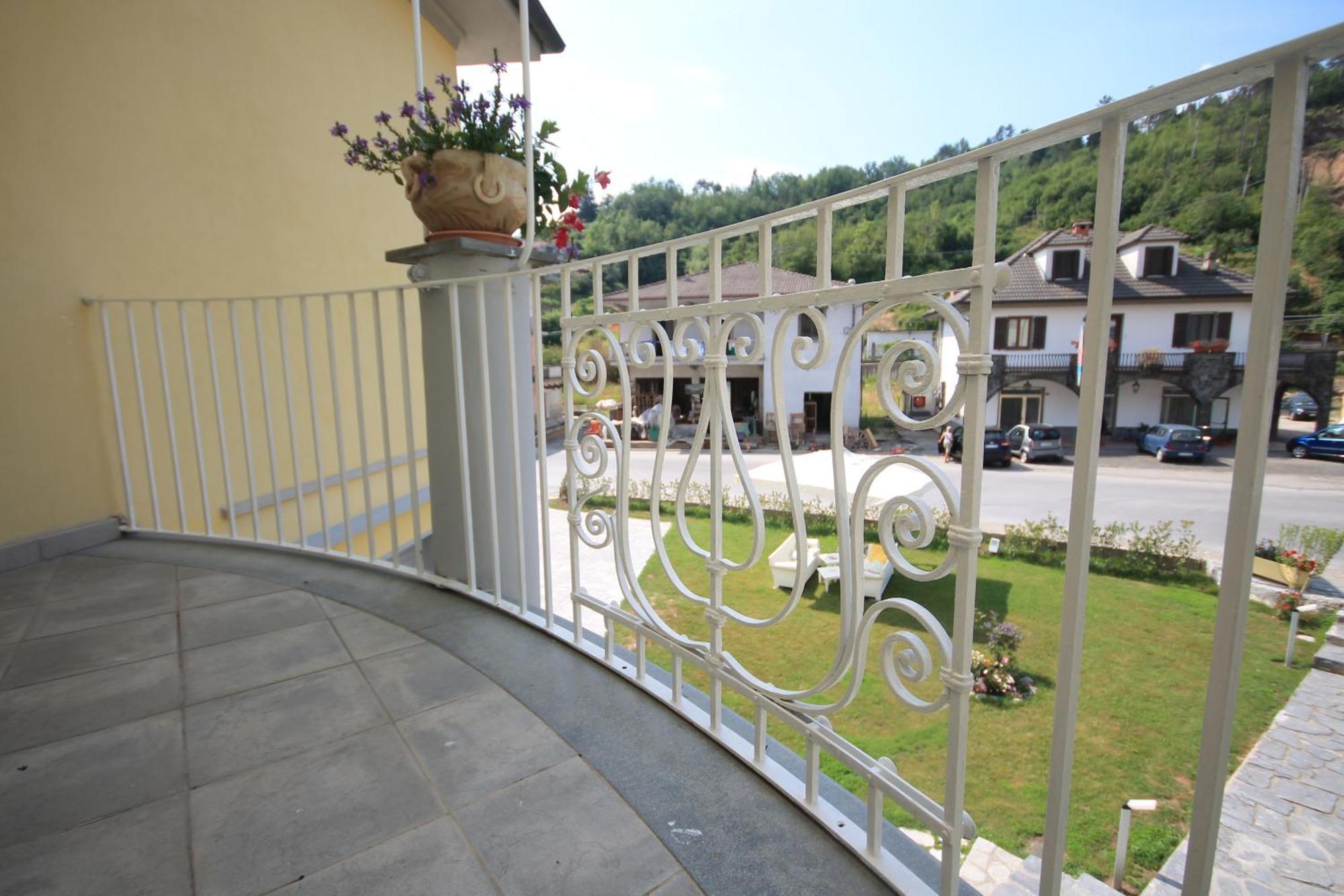 Affittacamere Bel Sole Borghetto di Vara Dış mekan fotoğraf